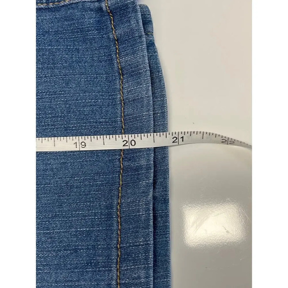 Wrangler Womens Size 12/M Blue Jean Skirt Pockets Back Slit - Picture 6 of 12